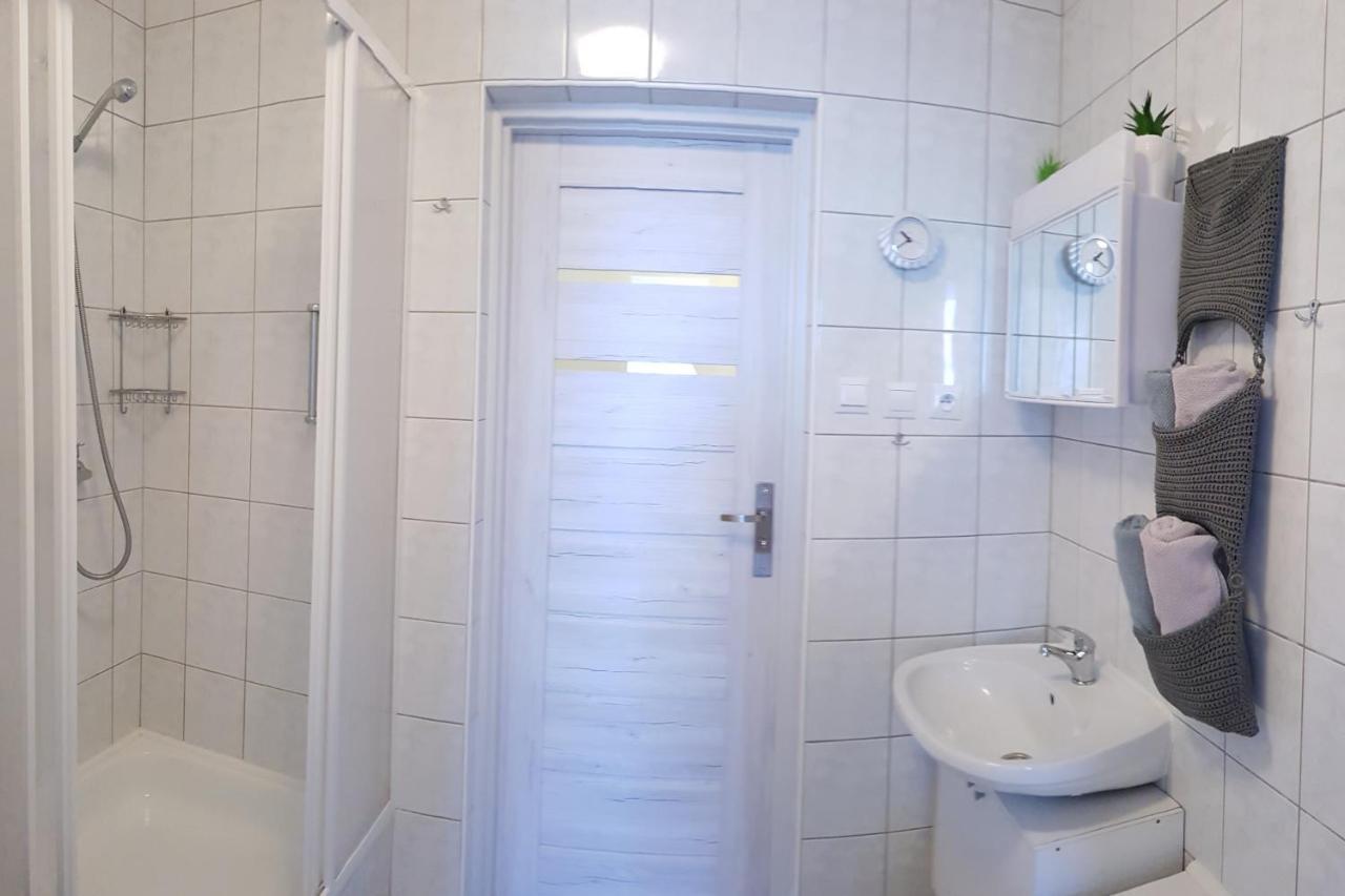 Apartament Z Garazem W Kolobrzegu Leilighet Eksteriør bilde