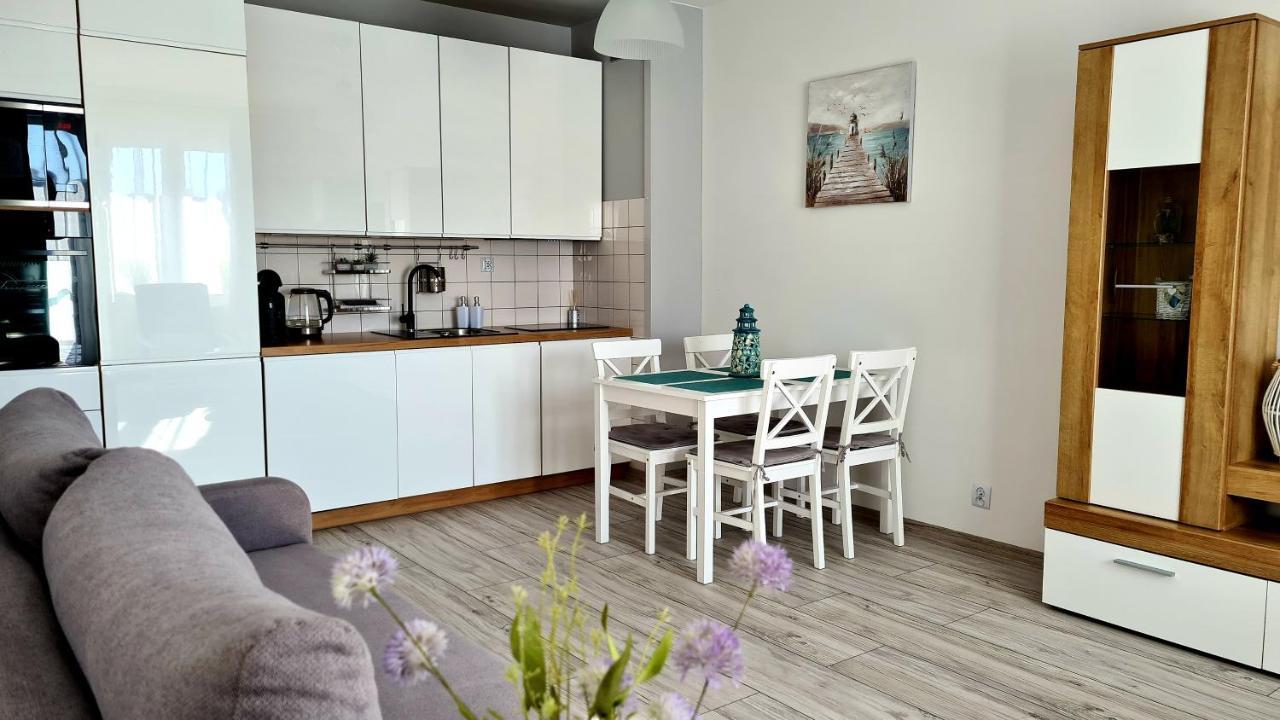 Apartament Z Garazem W Kolobrzegu Leilighet Eksteriør bilde