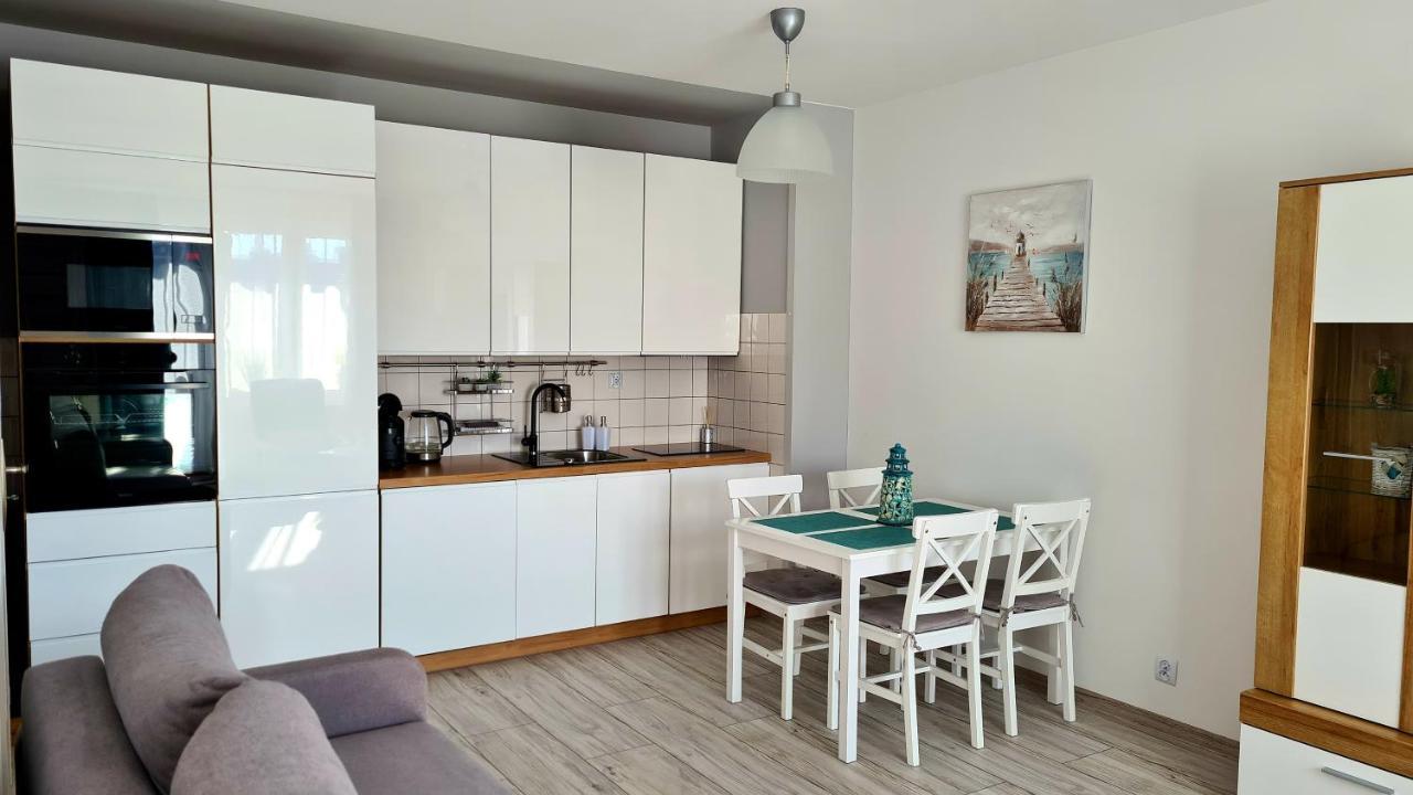 Apartament Z Garazem W Kolobrzegu Leilighet Eksteriør bilde